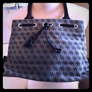 Dooney and Bourke Tulip tassel